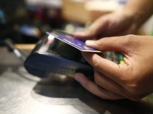 Governo lavora a extra cashback Natale, fino a 150&nbsp;euro