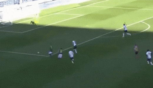 Milan sempre Ibra, Verona gelato nel&nbsp;recupero