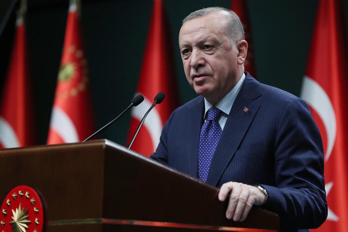 Erdogan: “Le parole di Draghi totale maleducazione, danneggiate le relazioni”