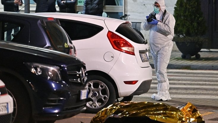 Spara per difendersi. Ma il gioielliere finisce&nbsp;indagato