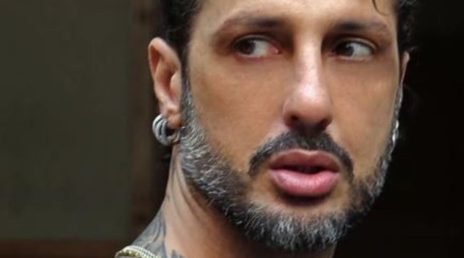 Esclusiva: Grillo, irrompe anche Fabrizio Corona. Lui ha convinto un ragazzo a&nbsp;parlare