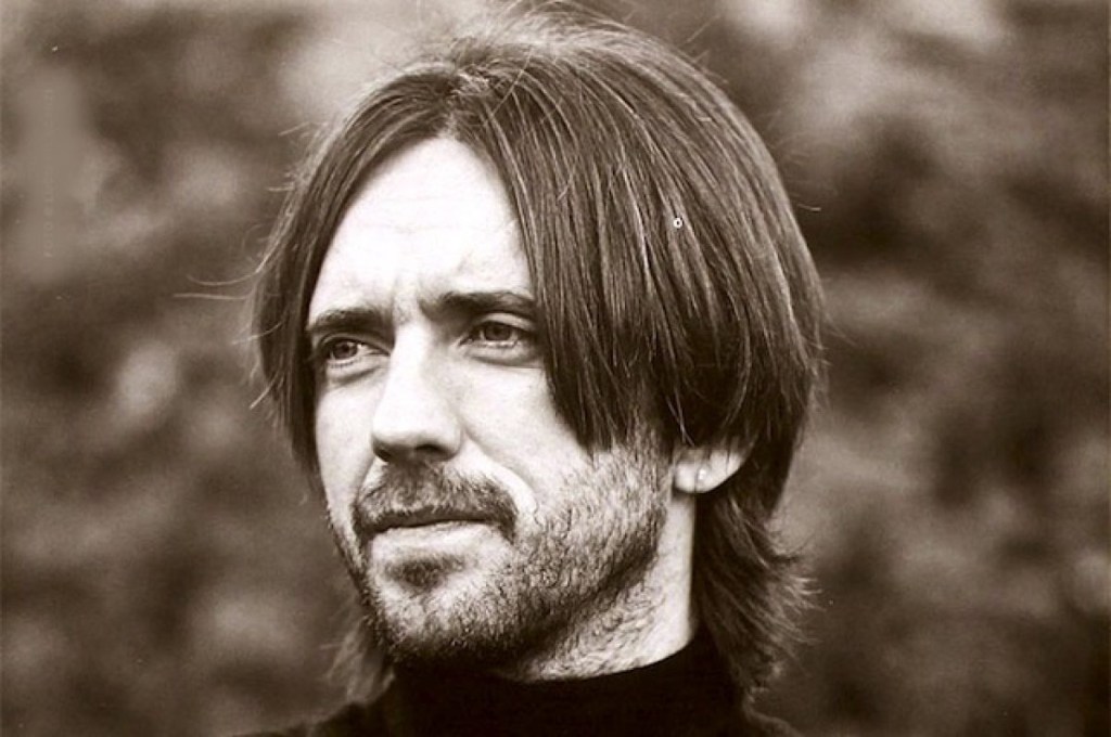 Scanzi di nuovo nella bufera, dopo il parcheggio “ rubato ai disabili “ e il vaccino non consentito, copia un articolo da “ Il Tirreno “ e fa il pieno di&nbsp;like