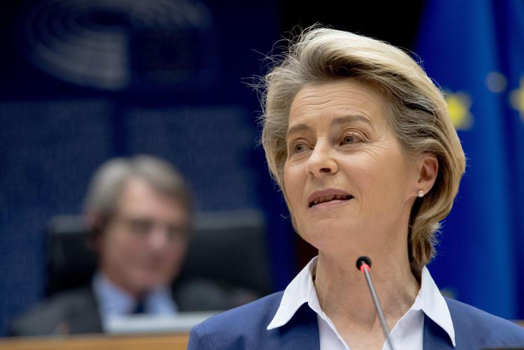 Von der Leyen: mantenuto parola, una dose a 70%&nbsp;adulti