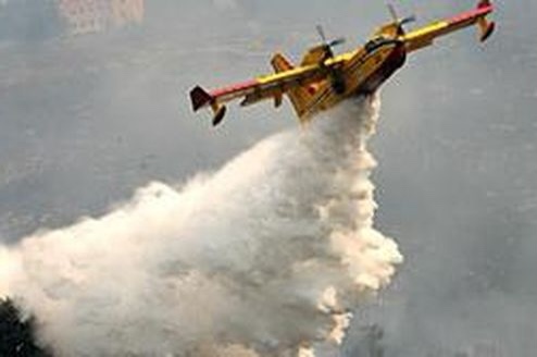 Sud Italia nella morsa degli incendi, 2500 uomini mobilitati in&nbsp;Calabria
