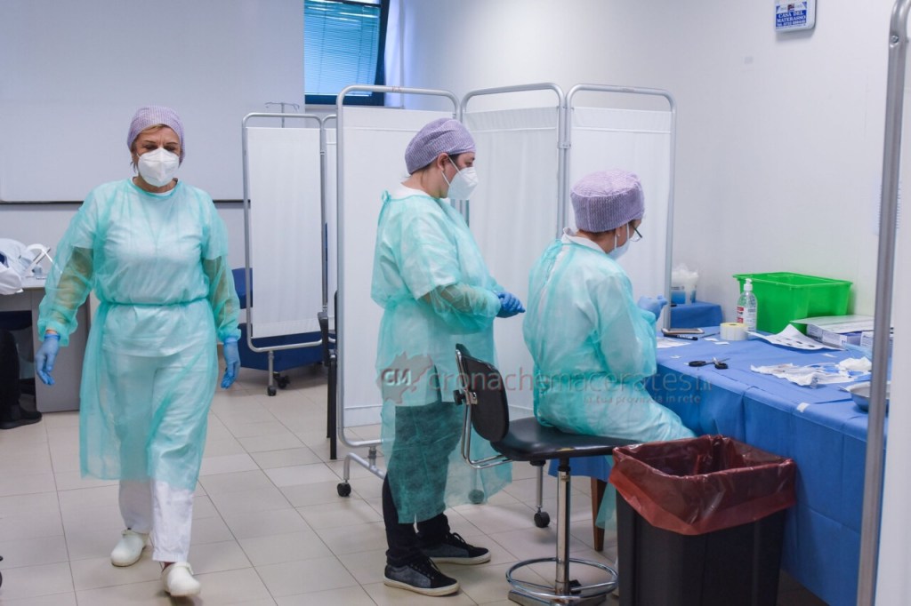 La Testimonianza: Reazione grave dopo il vaccino. «Sentivo il corpo bruciare e nessuno mi&nbsp;credeva»