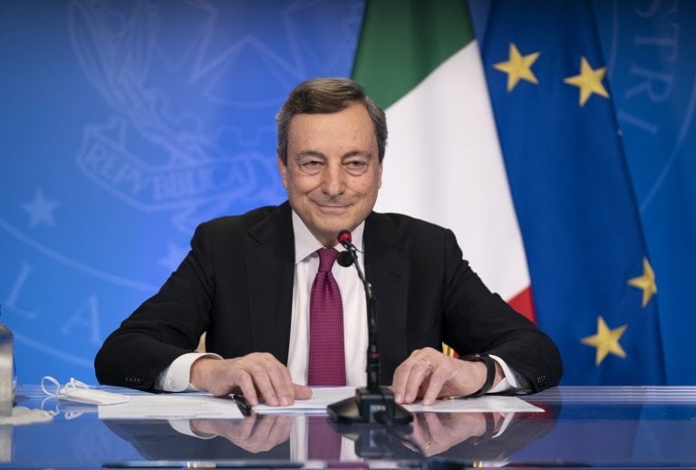 Pubblica Amministrazione, dal 15 ottobre ritorno al lavoro in presenza, Draghi firma il&nbsp;Dpcm