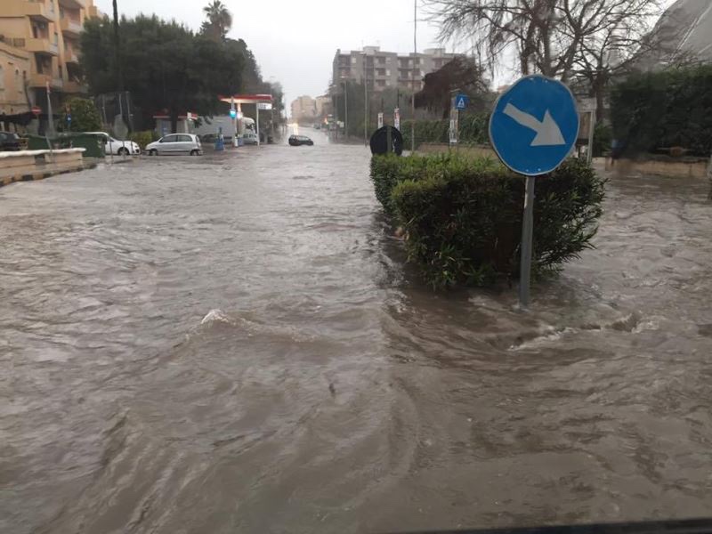 Siracusa, due ore e mezzo di nubifragio e la città va in ginocchio. Il video&nbsp;esclusivo