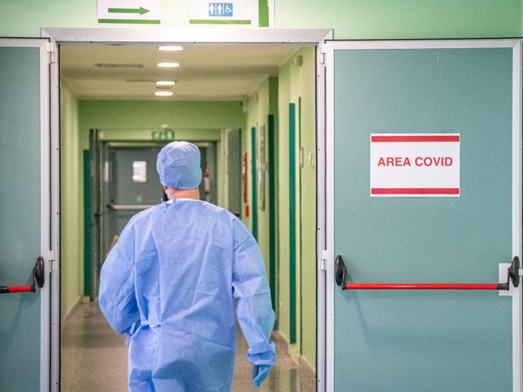 Bambino di 10 anni morto per Covid a Torino, non era ancora&nbsp;vaccinato