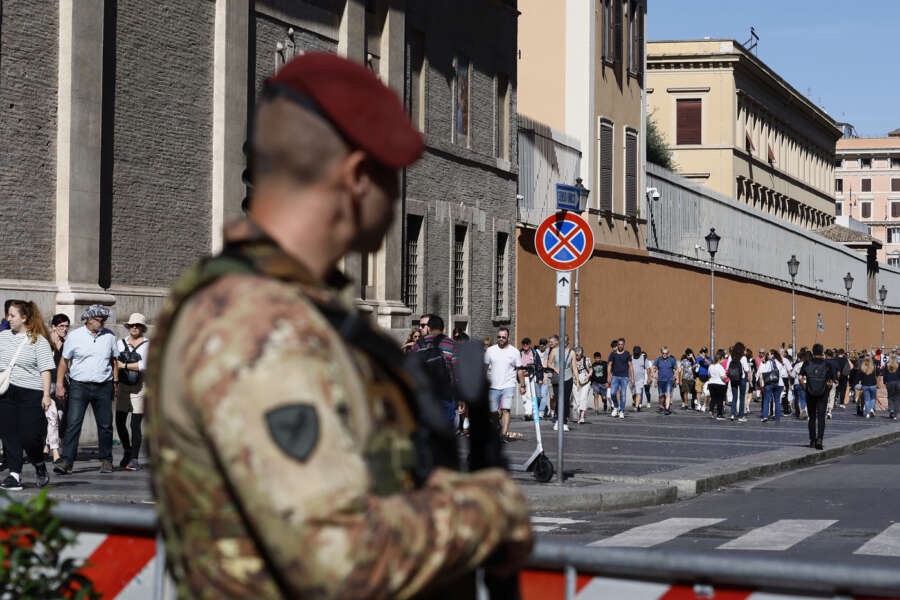 Terrorismo, per&nbsp;Pasqua il rischio è forte: “Vigilanza su tutti gli&nbsp;obiettivi sensibili”. A rischio Milano e&nbsp;Como